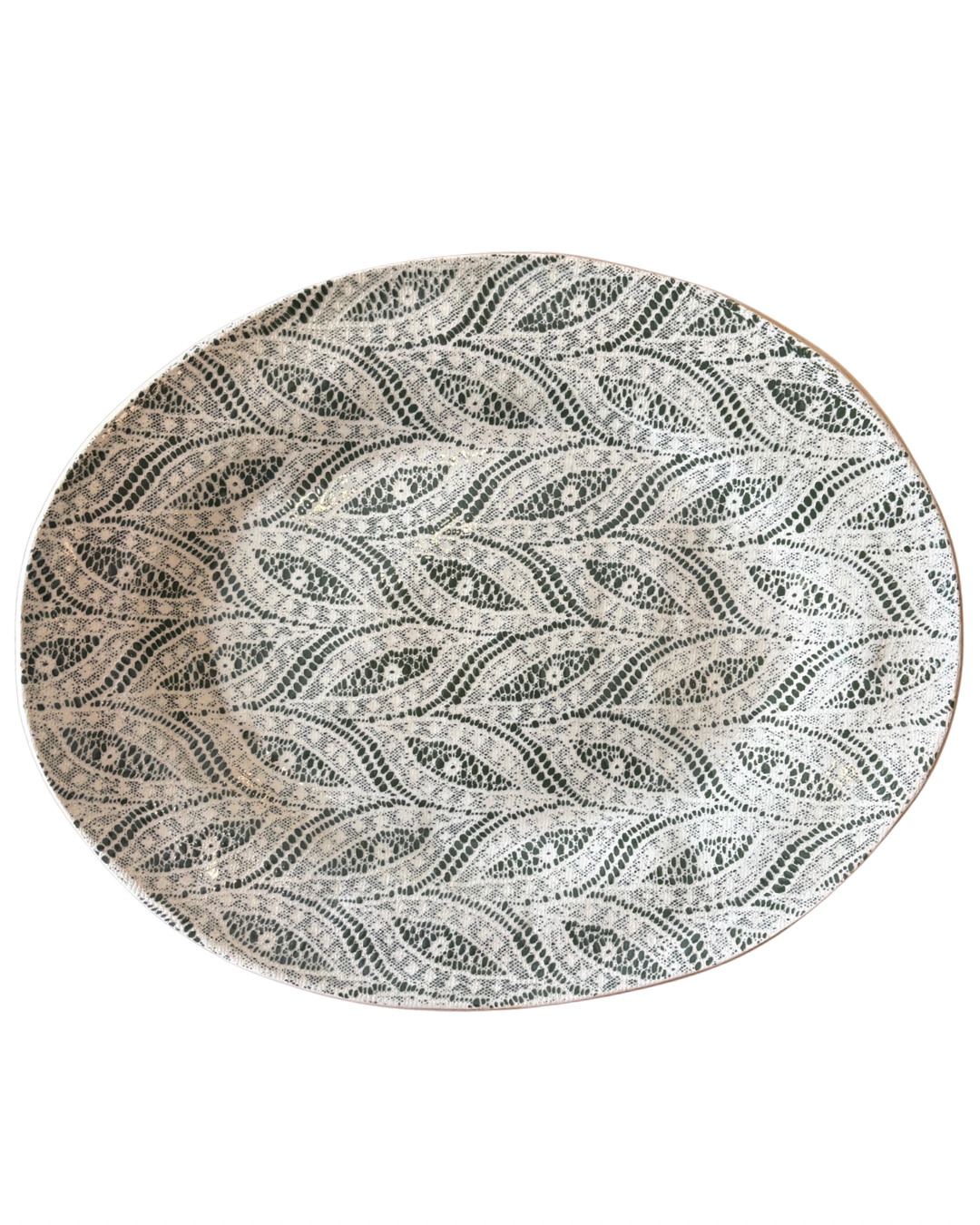 Medium Oval in Paisley Pine