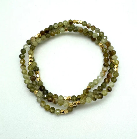 Sigrid Beaded Bracelet - Moss Garnet