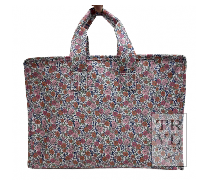 Overnight Tote in Garden Floral